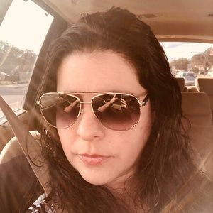 Meet your Posher, Sophy